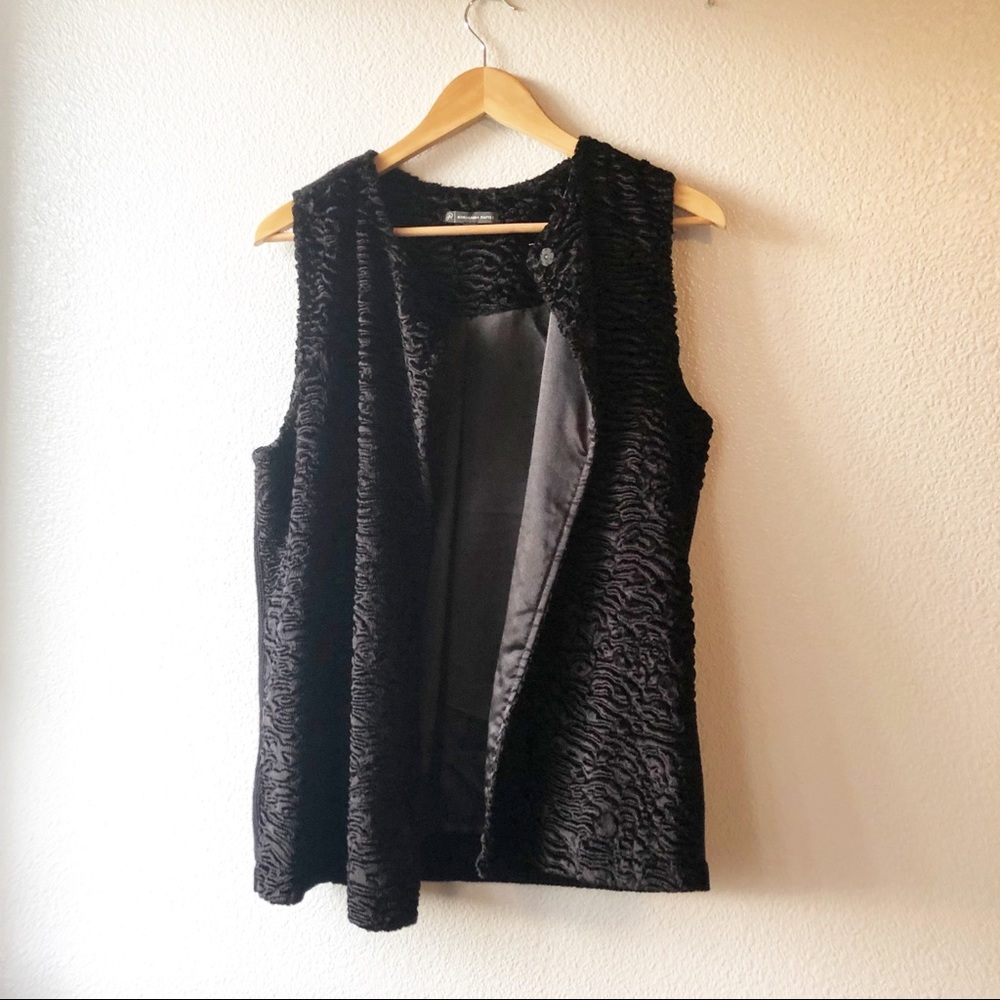 Adrianna Papell faux Fur vest